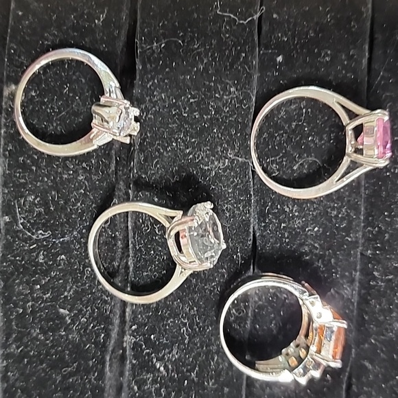 4 Rrings Size 10 - Picture 4 of 6